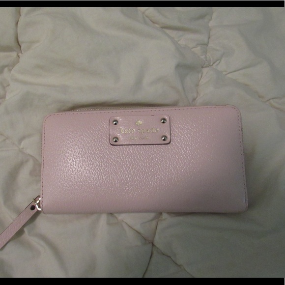 Pink Kate spade wallet - Picture 1 of 4